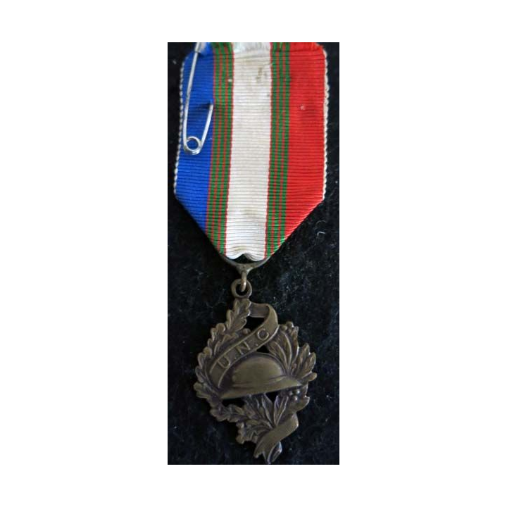 FRANCE : médaille de l'Union Nationale des Combattants UNC en bronze
