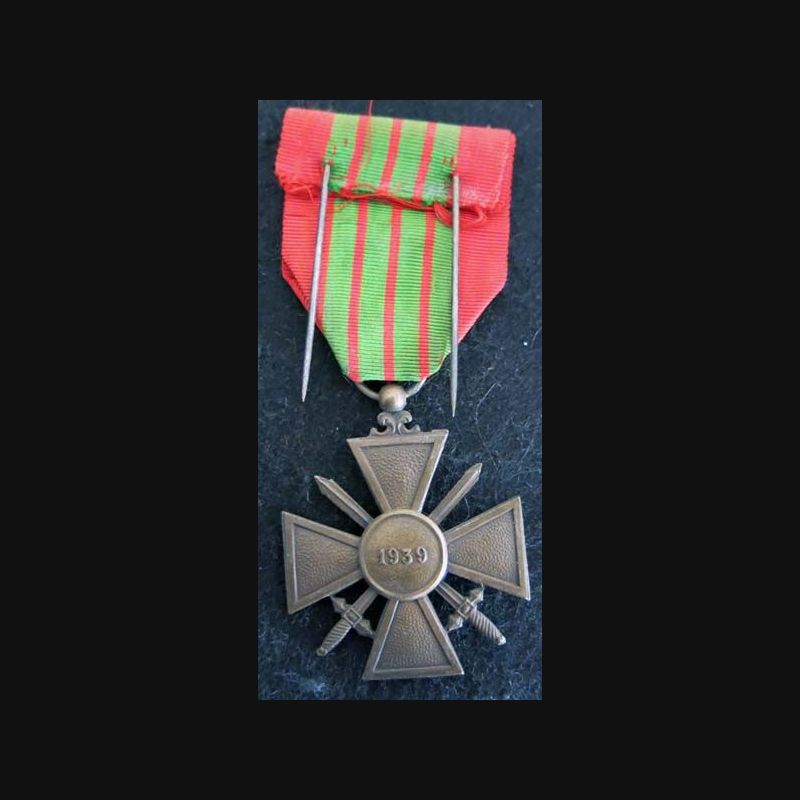 Croix de guerre militaire 1939 en bronze avec ruban 1 citation