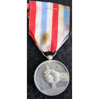 FRANCE : médaille des chemins de fer attribuée en 1944 à Mme M. DORNON en métal argenté (222)
