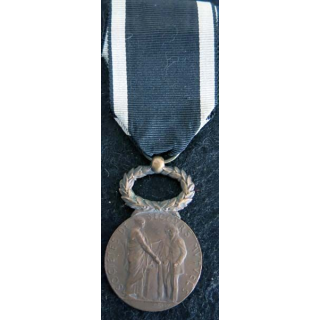FRANCE : médaille de la société de secours mutuels du ministère du travail et de la prévoyance sociale en bronze (222)