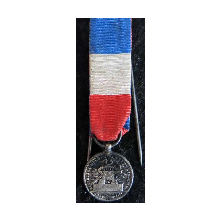 FRANCE : Médaille miniature du travail du ministère du commerce et de l’industrie argent