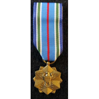 USA : Médaille miniature Achievement Medal pour l'US Joint Service (4418)
