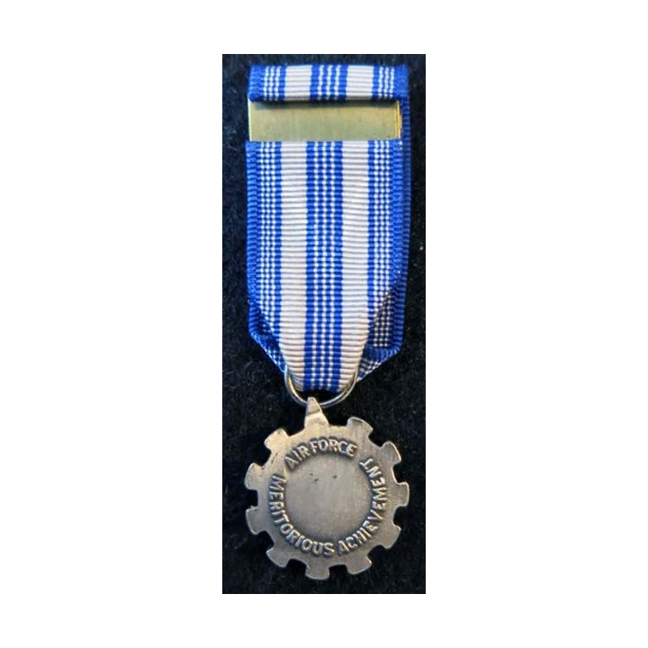 USA : Médaille miniature Achievement Medal pour l'US Air Force (4423)