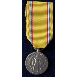 USA : Médaille miniature de l’American Defense Service Medal (4434A)