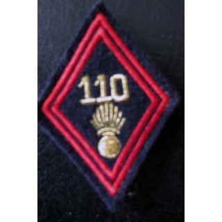 LOSANGE DE BRAS MODÈLE 45 : 110° régiment d'Infanterie cadre sur scratch