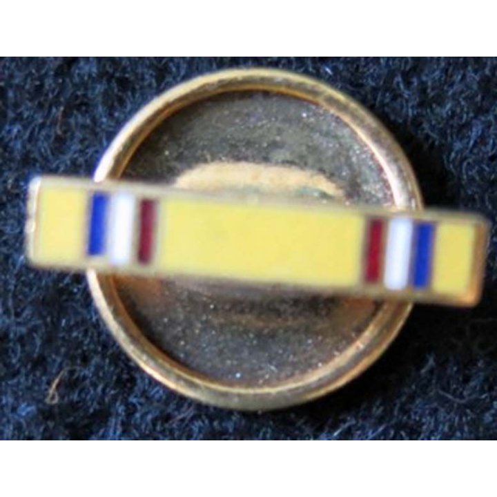 USA : Bouton de rappel de la médaille de l’American Defense Service Medal en métal émaillé (4434B)