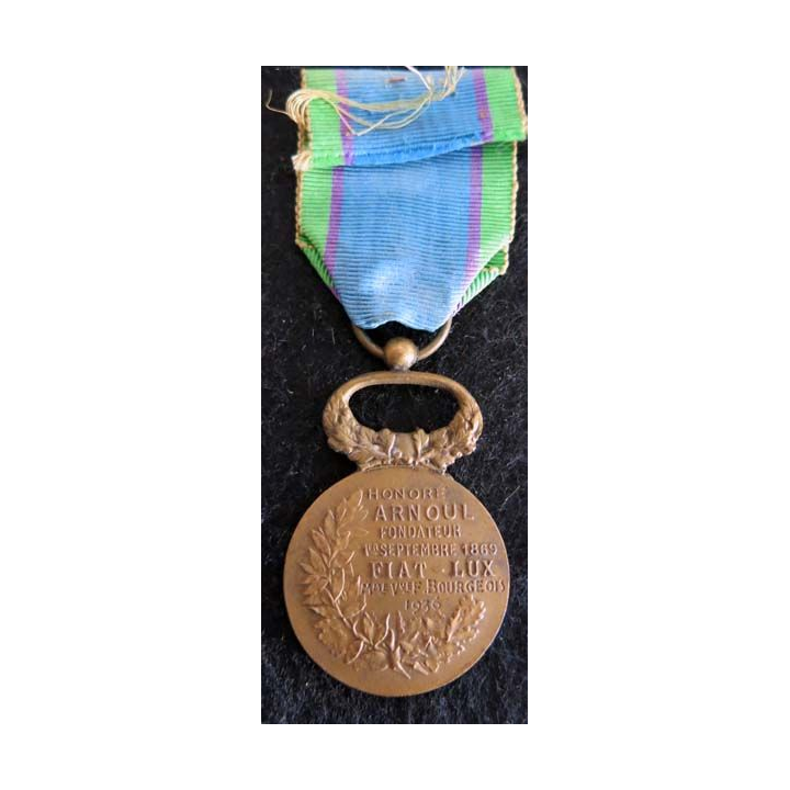 FRANCE :  Médaille de la société d’instruction et d’éducation populaire en bronze et émail (221)