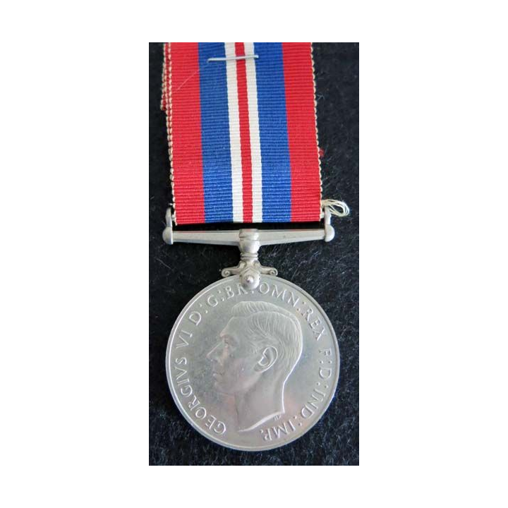 ROYAUME UNI : médaille de la Defense Medal commémorative 1939-1945 (223)