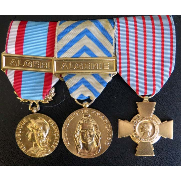 3 médailles époque Algérie commémorative, TRN croix du combattant