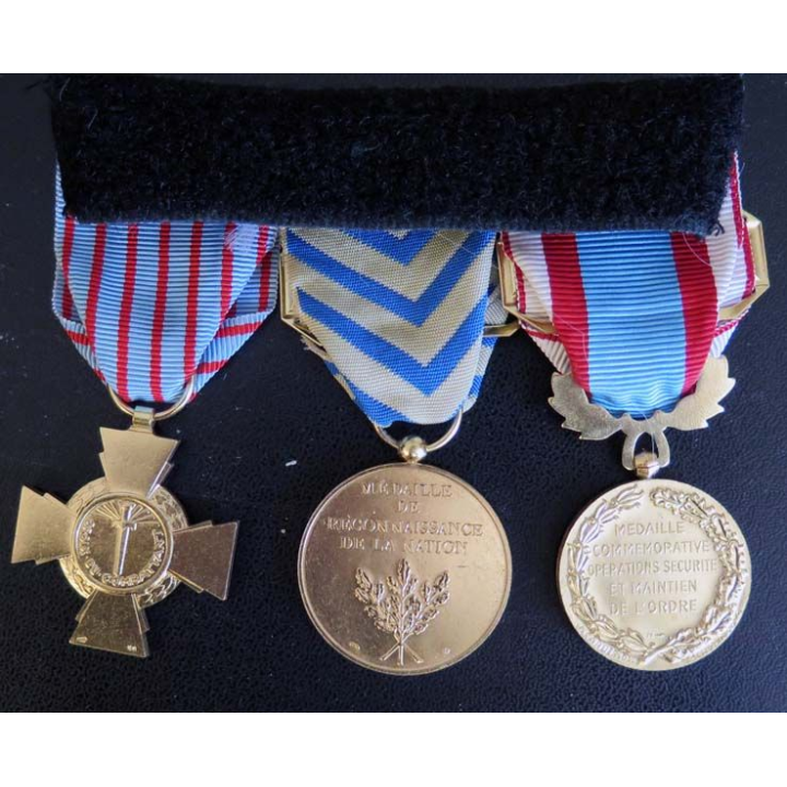 3 médailles époque Algérie commémorative, TRN croix du combattant