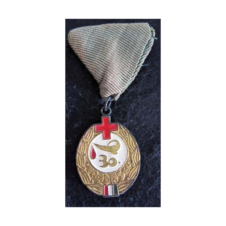 HONGRIE : médaille trentième prix "Excellent donneur de sang" pour don de sang
