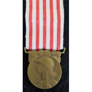 FRANCE : médaille commémorative de la guerre 1914-1918  en bronze