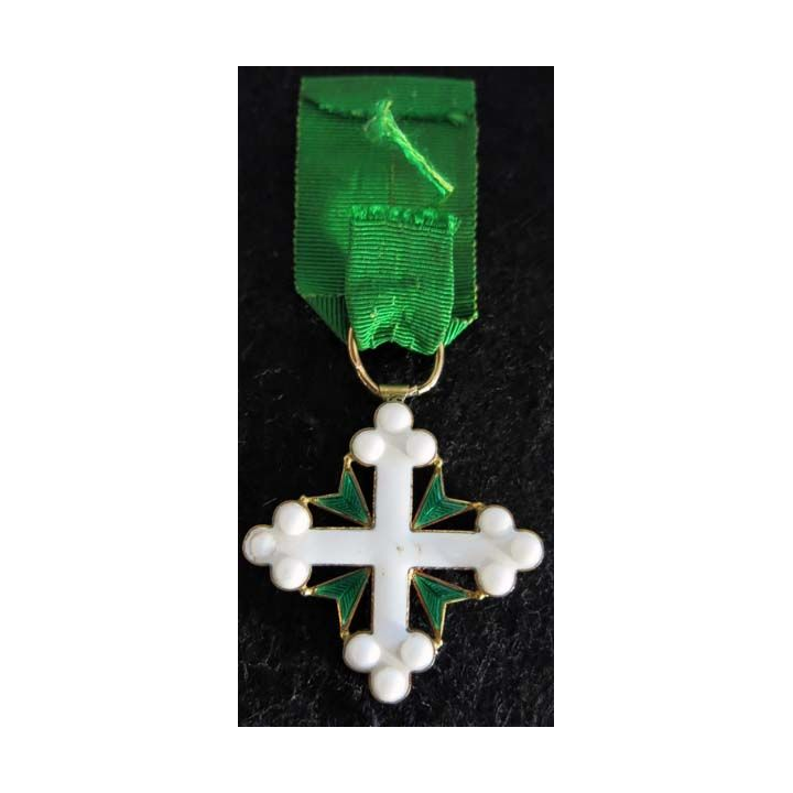 ITALIE :croix de chevalier de l'ordre des Saints-Maurice-et-Lazare émail