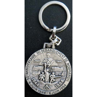 porte clefs du 50° anniversaire du débarquement de Normandie argenté