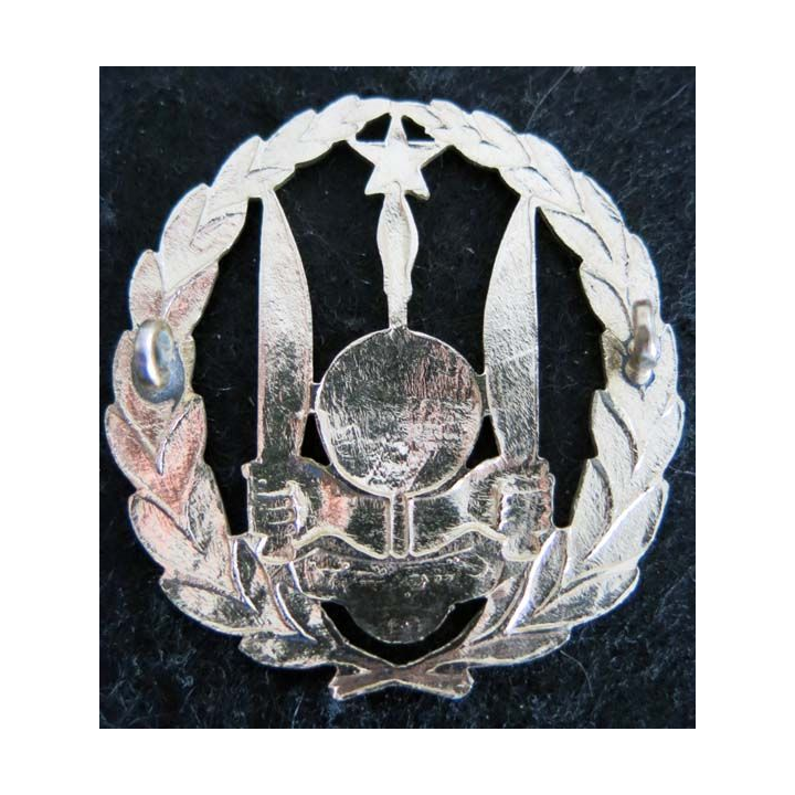 DJIBOUTI : Insigne de béret métallique des forces armées de Djibouti RD fabrication locale