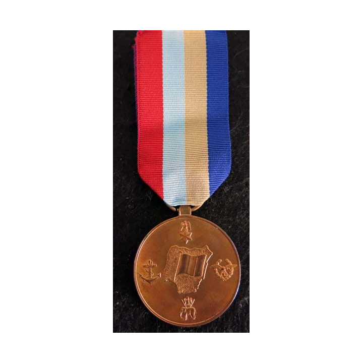 NIGERIA  : médaille de la National Service Medal 1975 en métal couleur cuivre