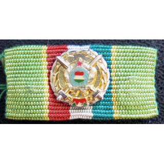 Barrette de la médaille de la Hongrie de la 2° année du service militaire