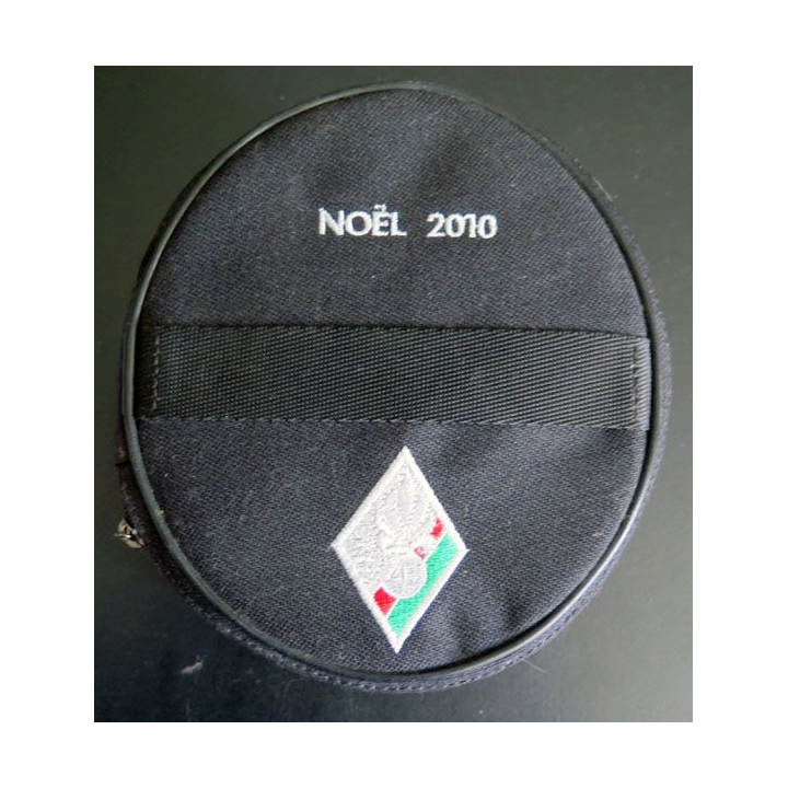 Boite intérieure de képi du 4° RE de la Légion étrangère Noël 2010