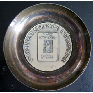 3° REI : Coupelle métallique du 3° régiment étranger d'infanterie 