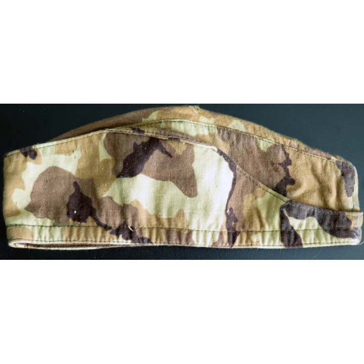 Calot tchécoslovaque camouflé taille 57