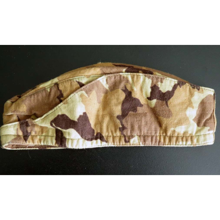 Calot tchécoslovaque camouflé taille 57