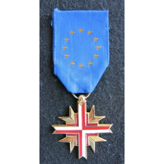 EUROPE : médaille de la confédération européenne des anciens combattants en métal doré