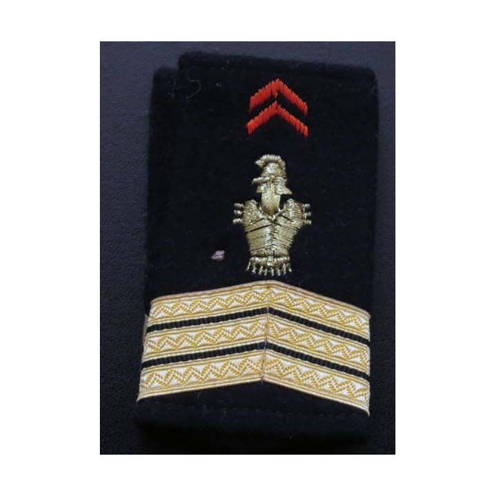 Fourreau de sergent chef féminin du génie (vendu par paire) 