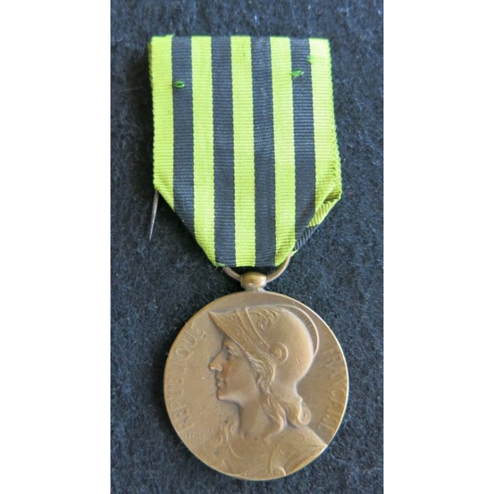 FRANCE : médaille commémorative de 1970-1871 en bronze