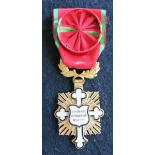 FRANCE : Médaille d'officier courage dévouement et mérite (arts lettres sciences sports)
