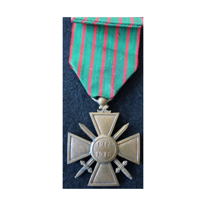 FRANCE : croix de guerre 1914-1918 en bronze avec ruban 1 palme et 1 étoile de bronze)