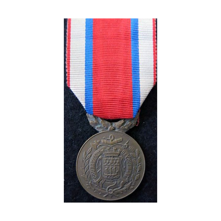 FRANCE : médaille de la société parisienne de sauvetage fondée en 1886 en bronze