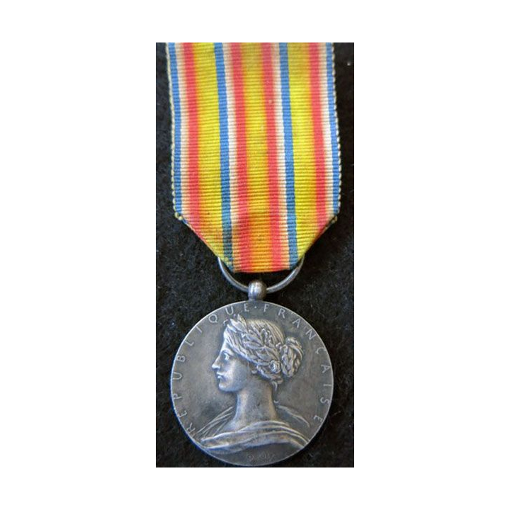 FRANCE  : médaille d'honneur Argent des sapeurs-pompiers en bronze argenté 1900 – 1935