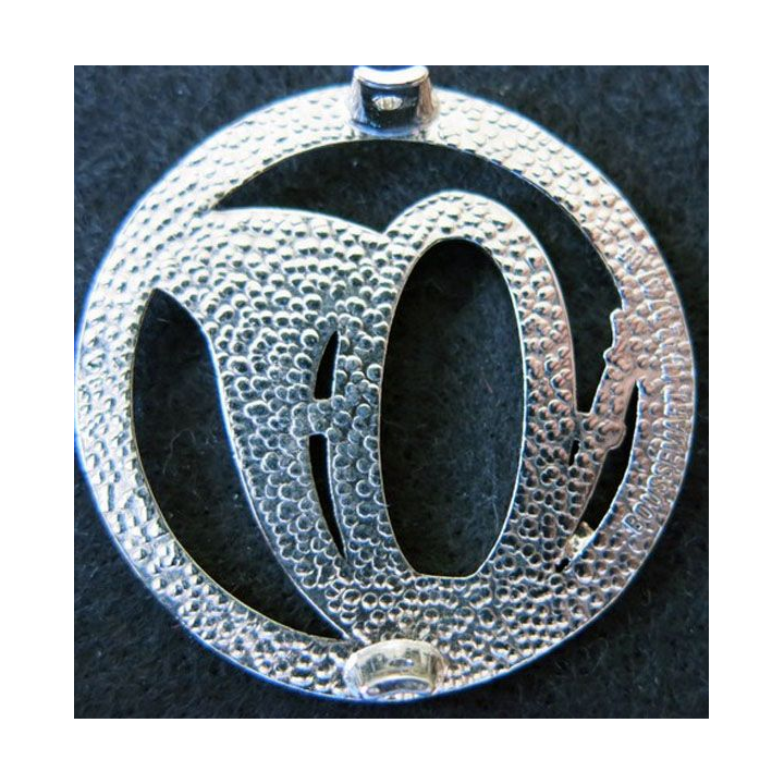 INFANTERIE : Insigne béret chasseurs de fabrication Boussemart