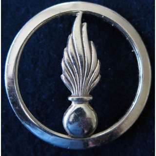INSIGNE DE BERET  : Insigne de béret du cadre spécial de fabrication L. BICHET