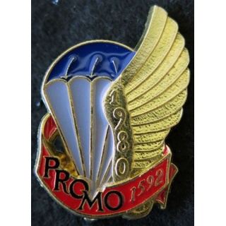 PROMO ETAP 1980 1592 : insigne métallique de la promotion de l'école des troupes aéroportées 1980 1592 Delsart n° 203