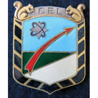 CEL :  Insigne métallique du centre d'essai des Landes de fabrication Drago Paris G. 2075 en émail guilloché argenté noirci