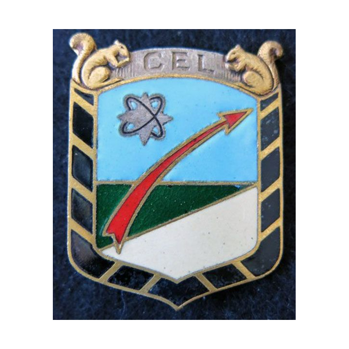 CEL :  Insigne métallique du centre d'essai des Landes de fabrication Drago Paris G. 2075 en émail guilloché argenté noirci