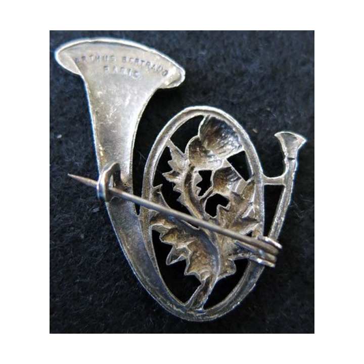 5° BCP : insigne métallique du 5° bataillon de chasseurs à pied Arthus Bertrand Paris