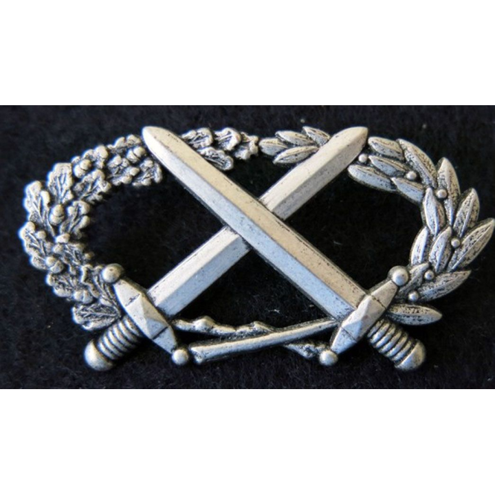 BMP1 : insigne du brevet militaire professionnel n°1 argenté Coinderoux attaches pin's