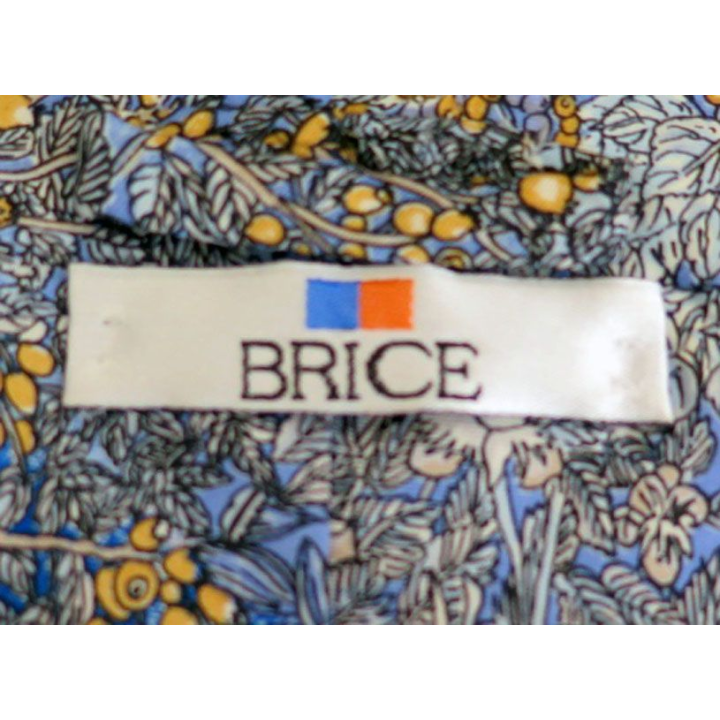 Cravate  Brice 100 % soie dominante bleue avec lapins dans la nature