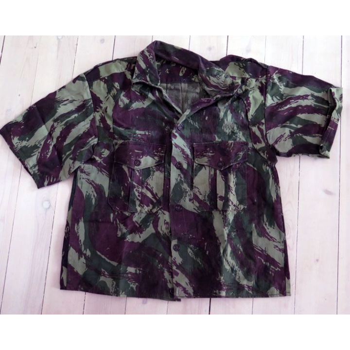 Veste camouflée Algérie retaillée en hauteur 63 cm taille 46 cm d'épaule