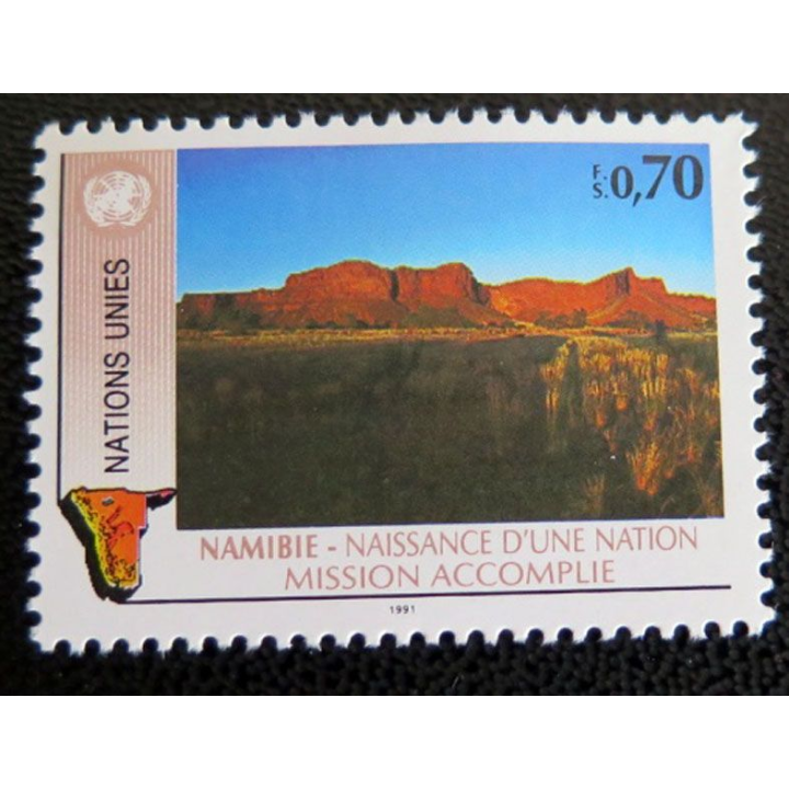 6 timbres neufs ONU Namibie 6 timbres prévention du crime 4 timbres UN