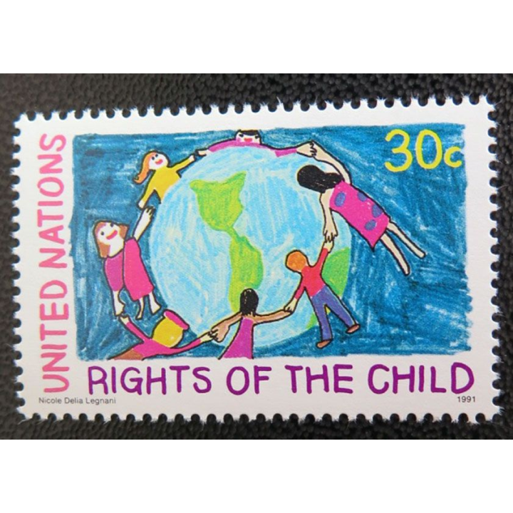 UN ONU timbres neufs contre les armes chimiques les droits d'enfants
