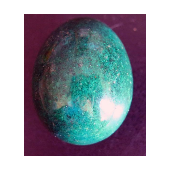 OEUF EN PIERRE 11 hauteur 4 cm couleur vert anglais