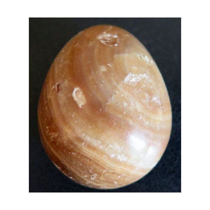 OEUF EN PIERRE 15 hauteur 4 cm couleur marron clair strié