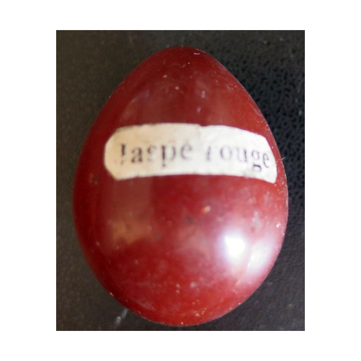 OEUF EN PIERRE 16 hauteur 4 cm couleur jaspe rouge