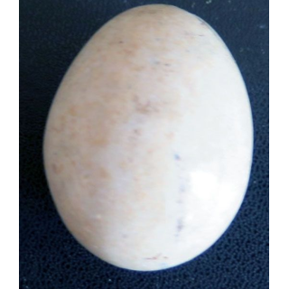OEUF EN PIERRE 18 hauteur 4,5 cm couleur blanc beige rose agatemousse