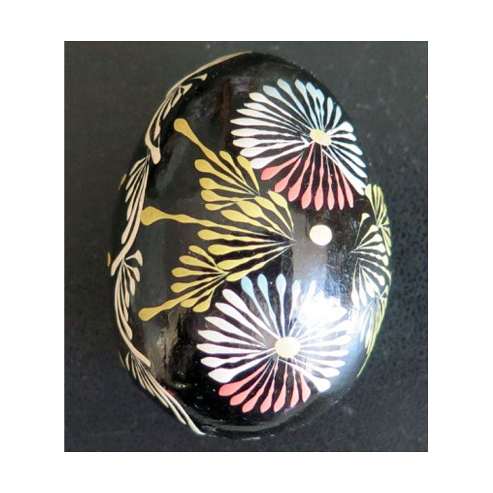 OEUF EN BOIS hauteur 5,5 cm couleur noire avec arabesques de couleur