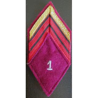 LOSANGE DE BRAS MODÈLE 45 Caporal chef 1° Régiment médical