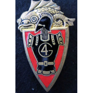 4° RG : Insigne métallique du 4° régiment du Génie de fabrication Drago Paris H. 211 dos guilloché anneaux